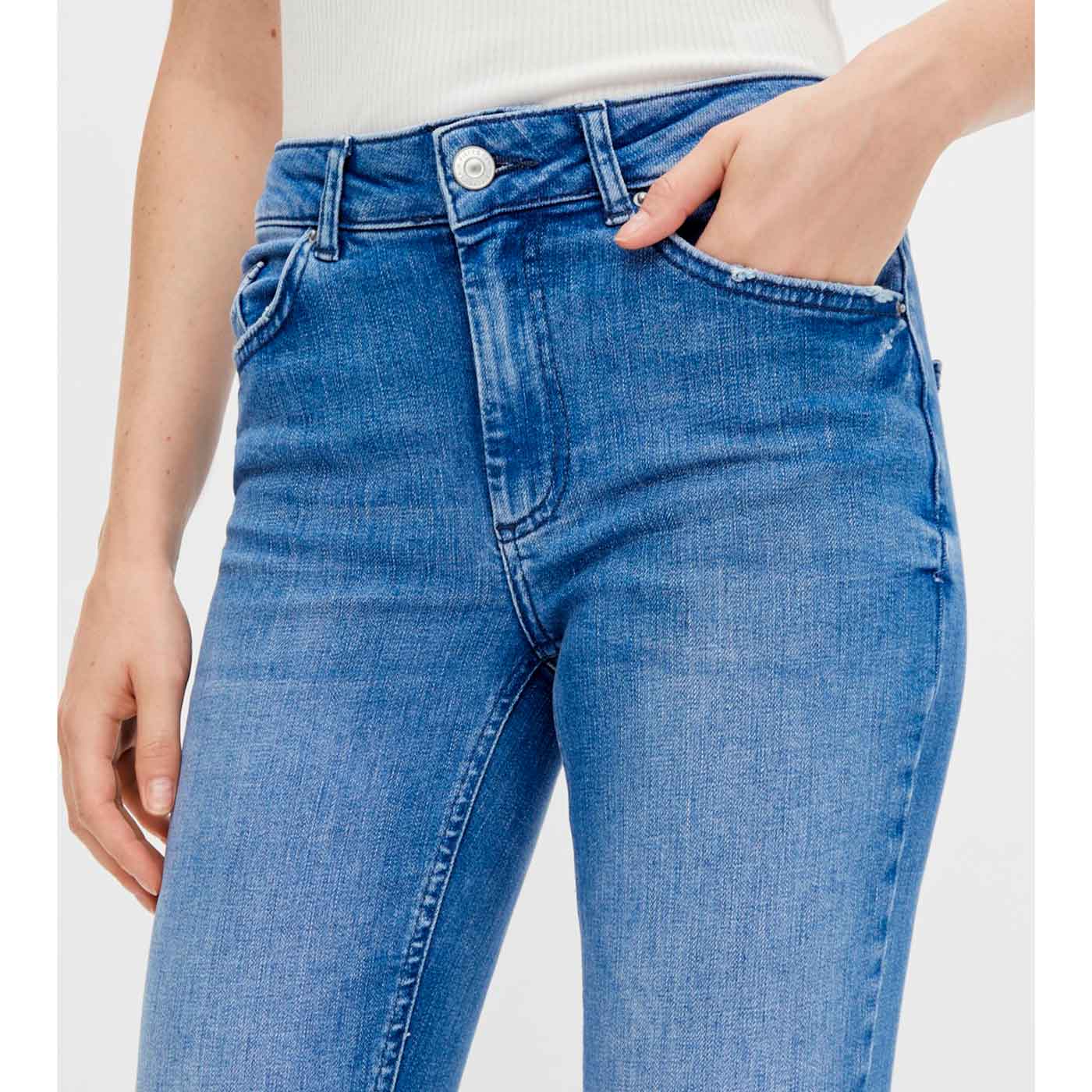 PIECES - JEANS - DELLY 17114905 - MEDIUM BLUE