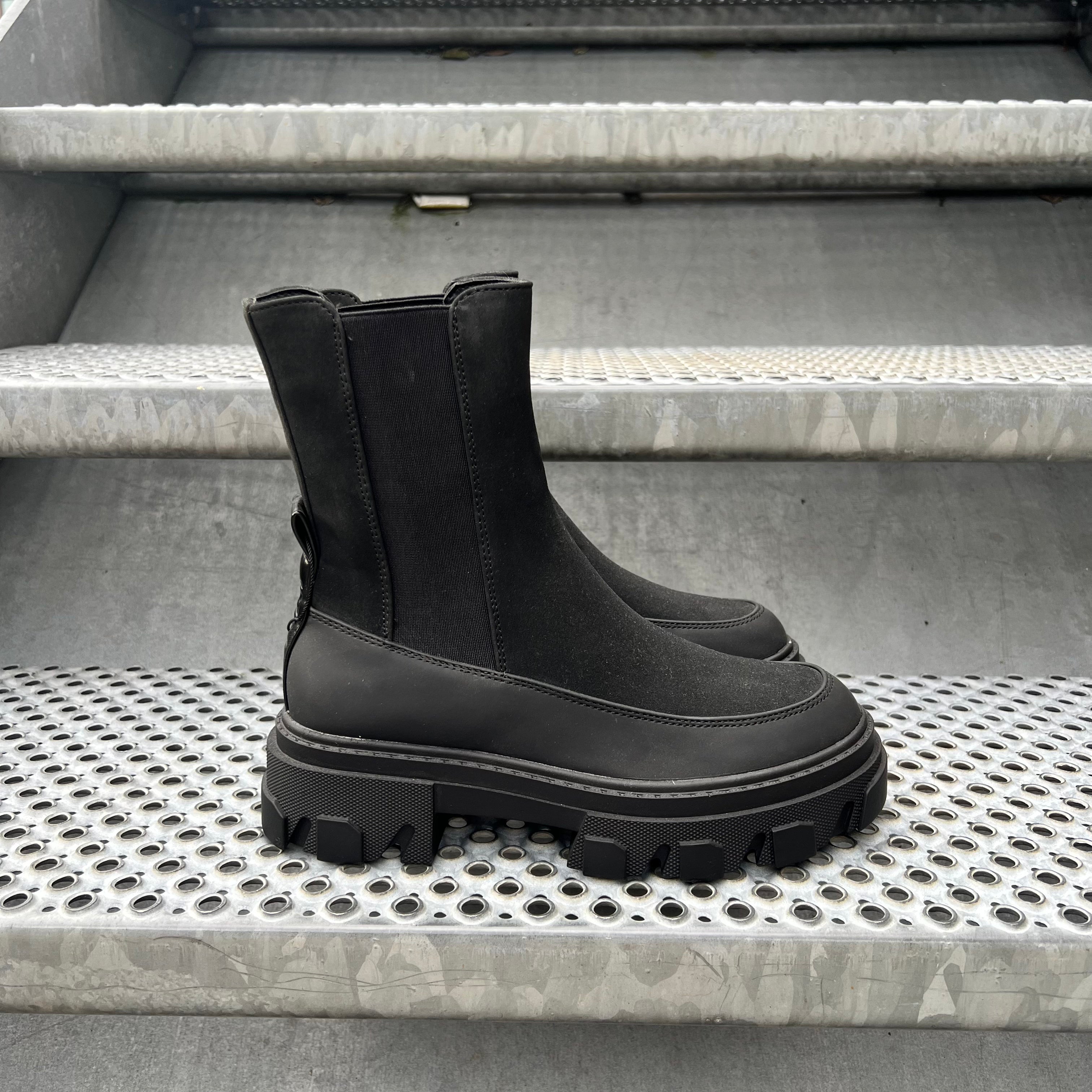 ONLY - STØVLE - TOLA NUBUCK PU 15238956 - SORT